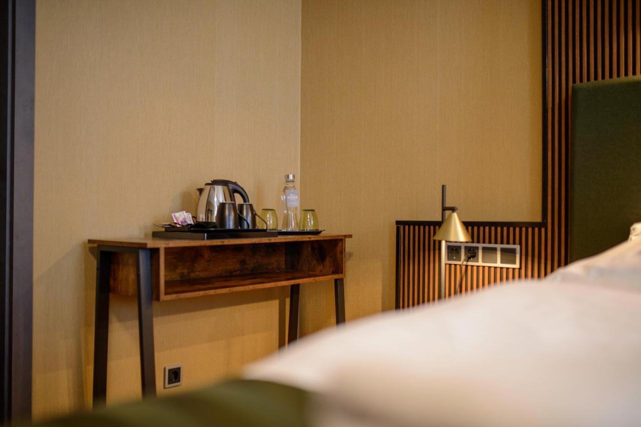 Stadthotel Koenig Albert Циттау Экстерьер фото