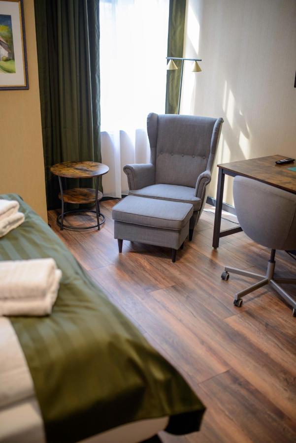 Stadthotel Koenig Albert Циттау Экстерьер фото
